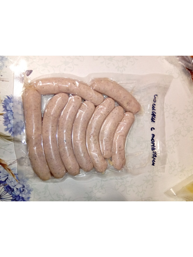Сосиски с пряными травами и томатами 0.5 кг